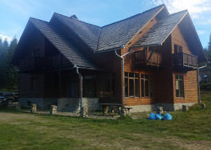 Jagdhaus in den Karpaten